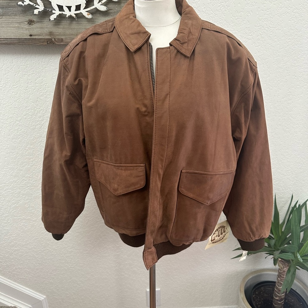 Vintage Brown Bomber Jacket with Suede-Like Material and Classic Collar